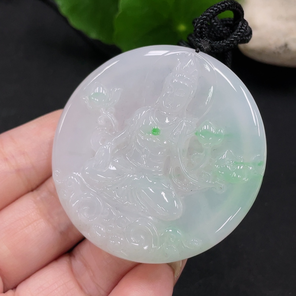 F32708538 Jadeite Guanyin Pendant Total Weight Approx. 30.84g (Including Rope Weight)