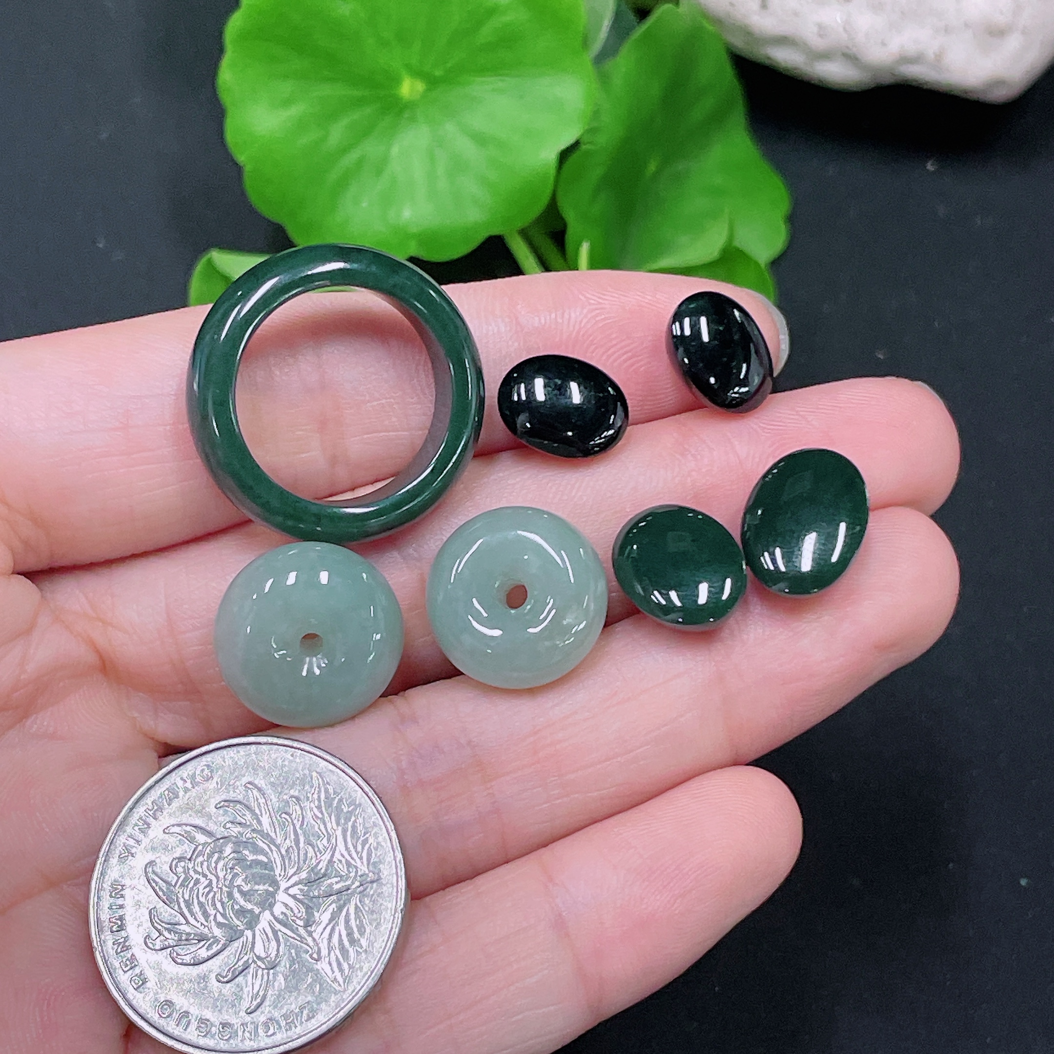 F33892360 Jadeite Beads with Cabochon and Ring Sell as a Lot Size 14