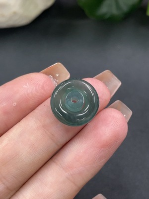 F12374952 Jadeite Mother-and-Son Button Pendant