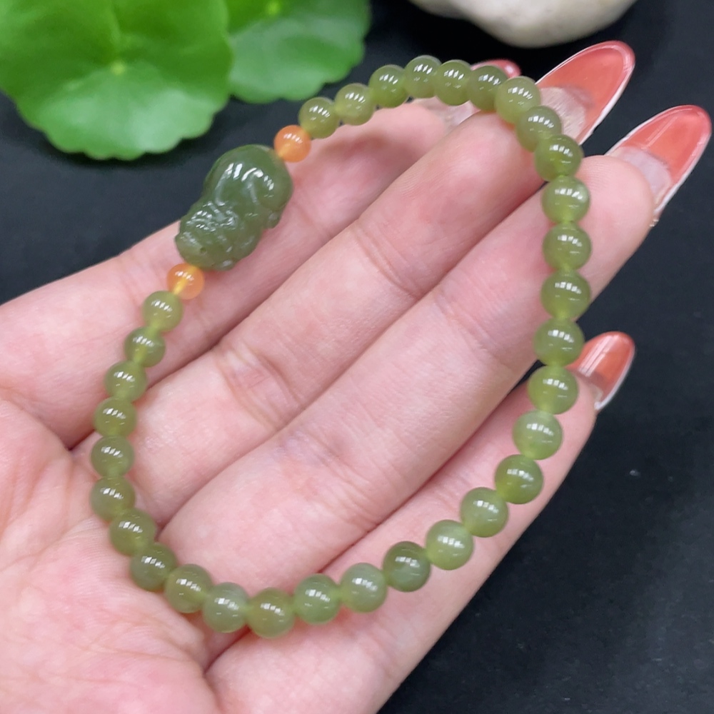 H35085412 Hetian Jade Bracelet, approx. 4.8mm, total weight approx. 9.1g, accessories not Hetian Jade