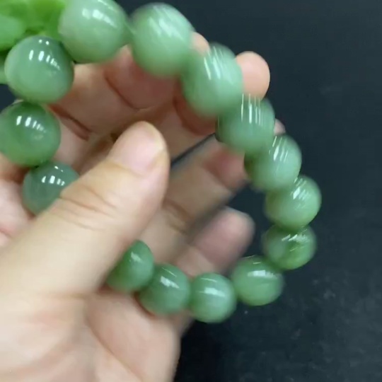 H33845532 Hetian Jade Bracelet, approx. 13.2mm, total weight approx. 56.7g