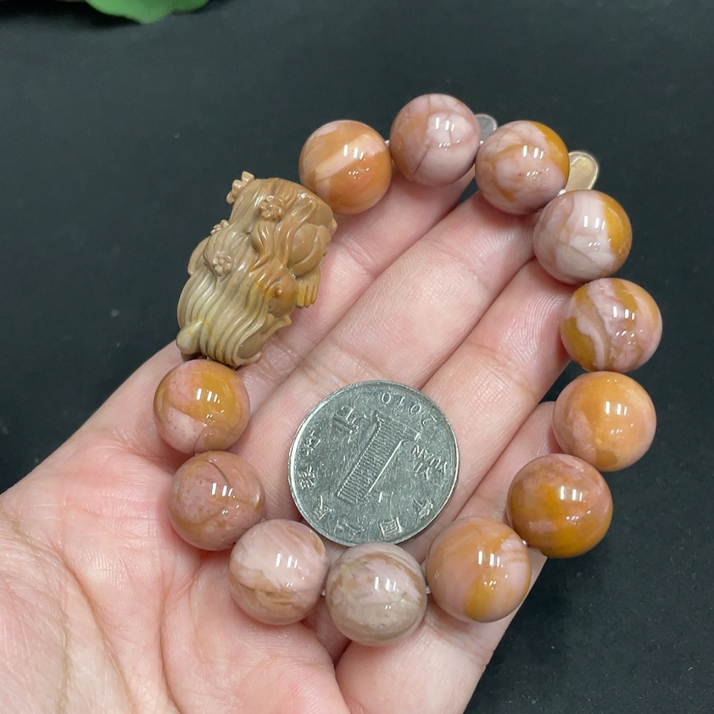 H32700101 Alashan Agate Bracelet, Approx. 13.8 mm Beads, Containing Other Mineral Components, Total Weight Approx. 58.4g