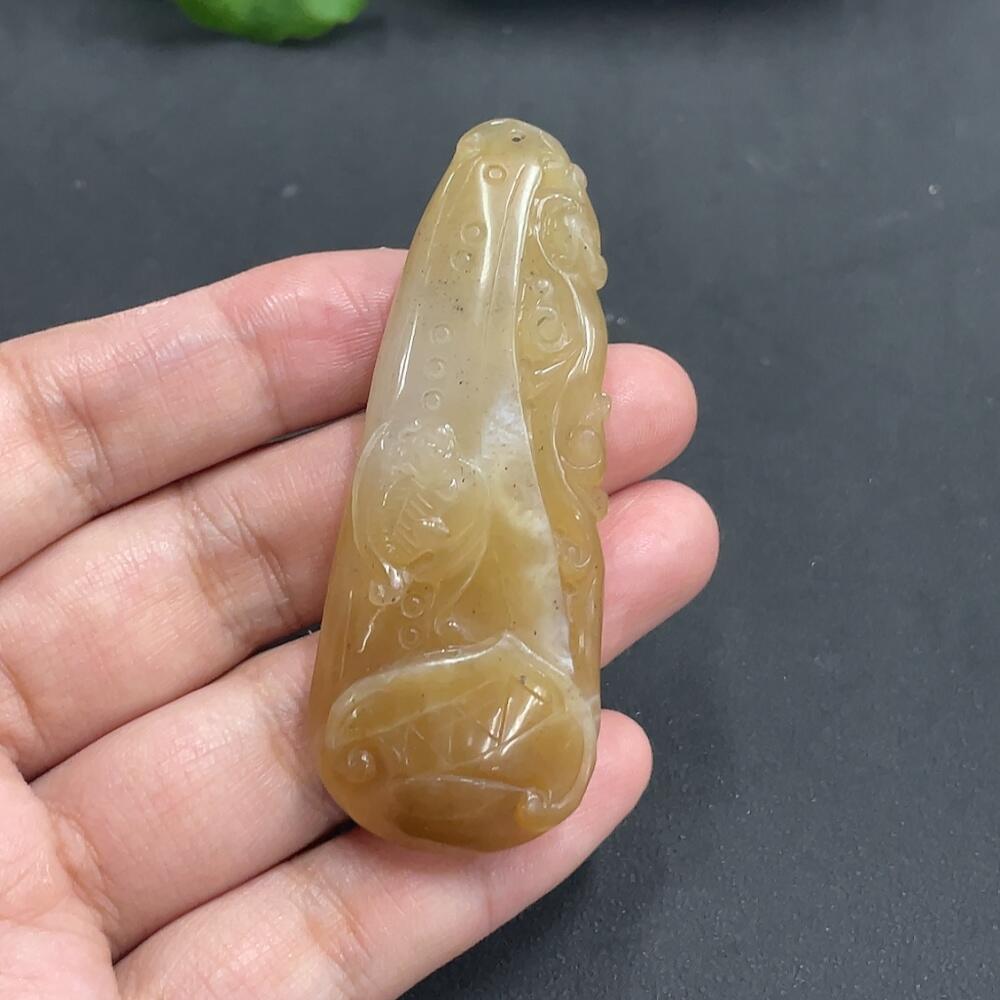 H05312991 Hetian Jade "Fortune Before Your Eyes" Pendant, Approx. 23.44g