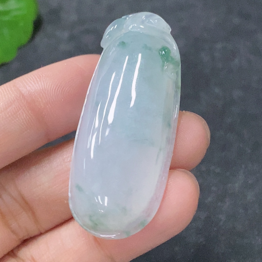 F32799679 Jadeite Pendant Fu Gua, total weight approx. 11.73g