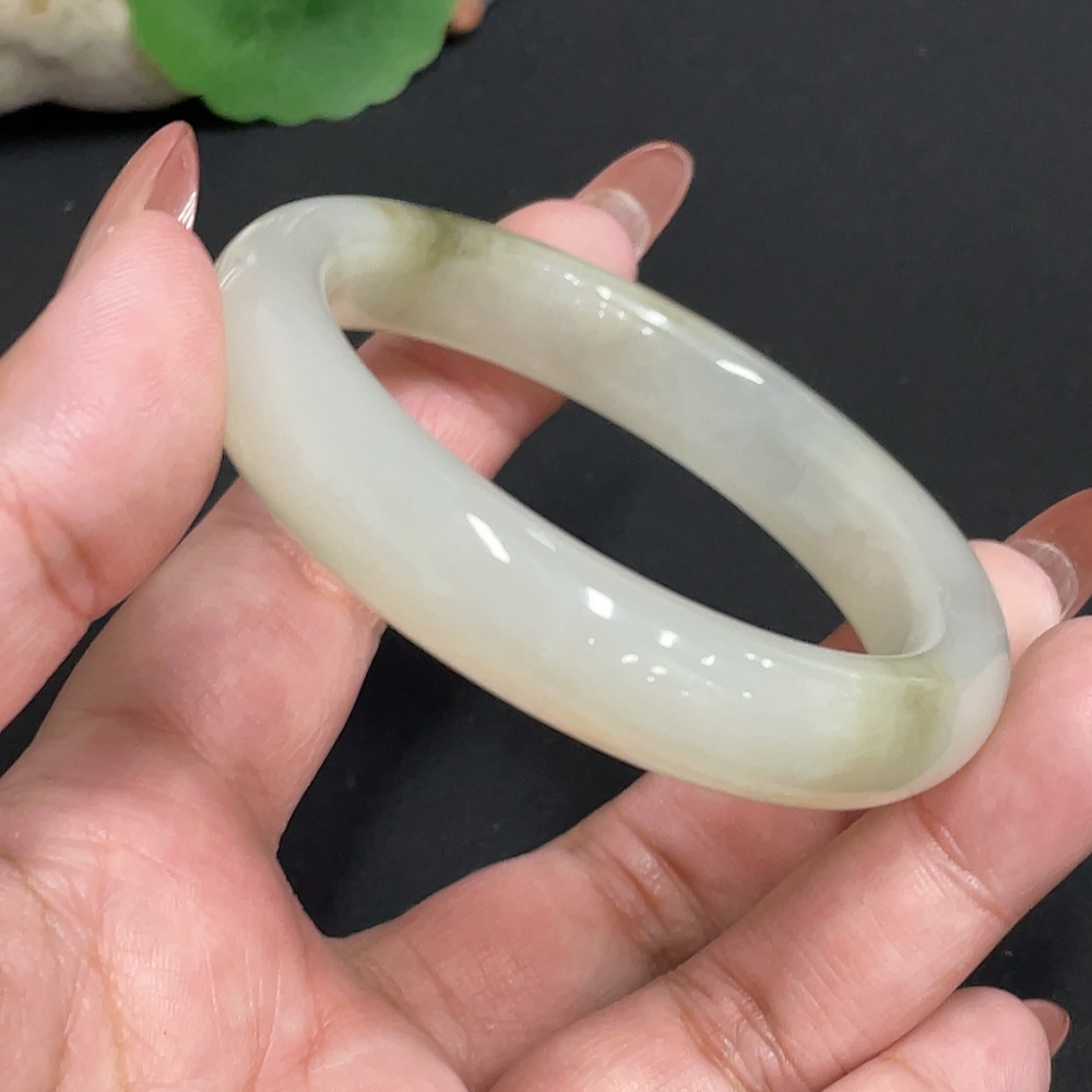 H34074664 Hetian Jade Round Bracelet, Size 53.7, Total Weight Approx. 46.6g