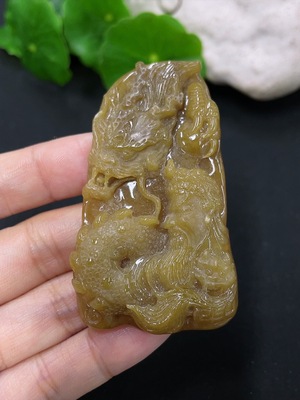 F41934499 翡翠挂件义薄云天 货品总约重30.9g
