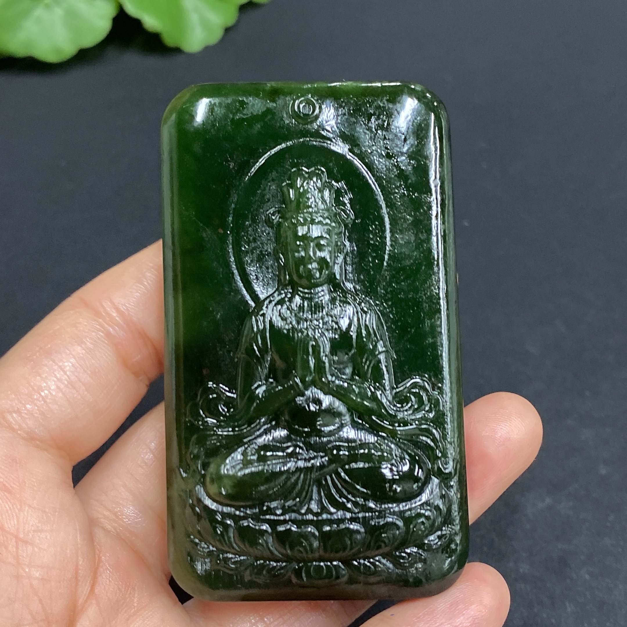 H28282070 Hetian Jade Pendant Guanyin Total Weight Approx. 88.4g