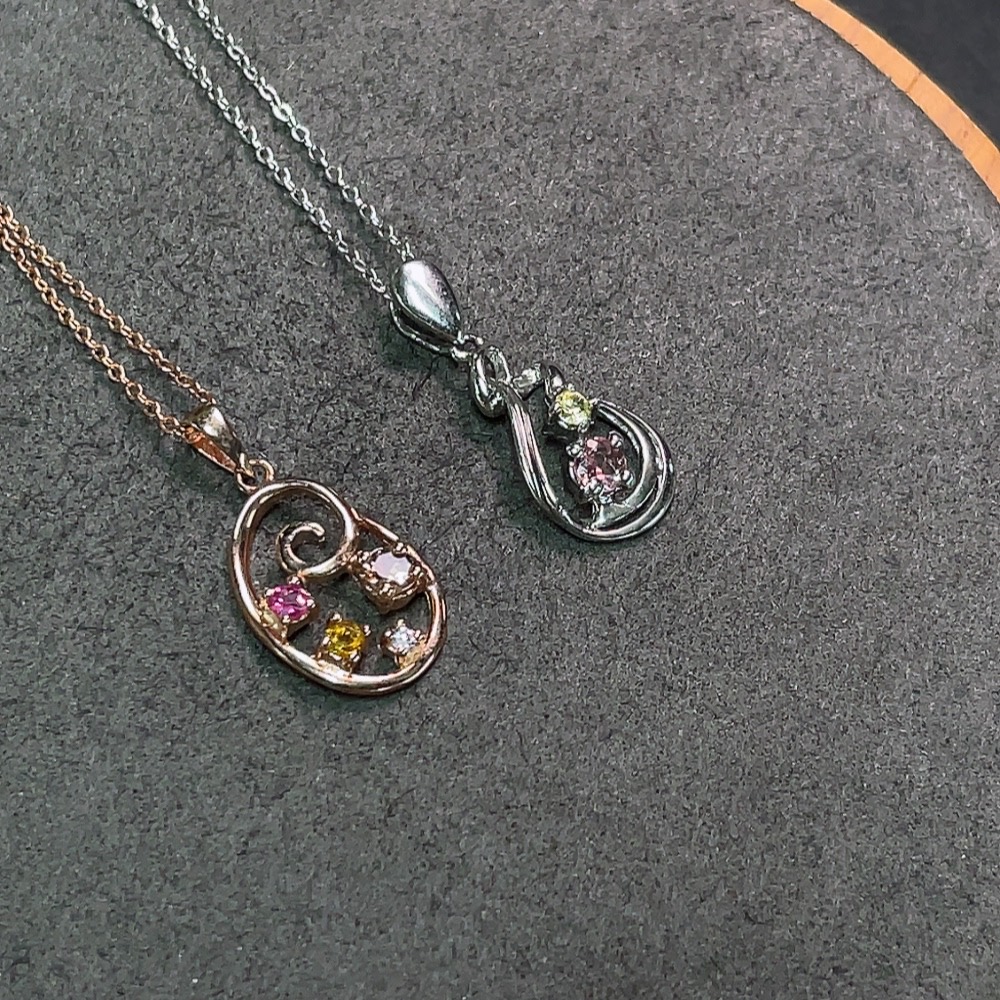 C34990013 Tourmaline Necklace with Non-Natural Accent Stones, Non-Gold, Total Weight Approx. 4.82g, Sell as a Lot