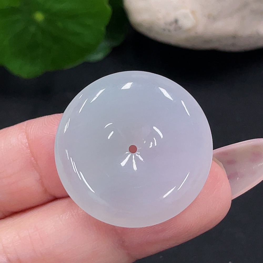 F34031907 Jadeite Peace Knot Pendant Total Weight Approx. 8.09g