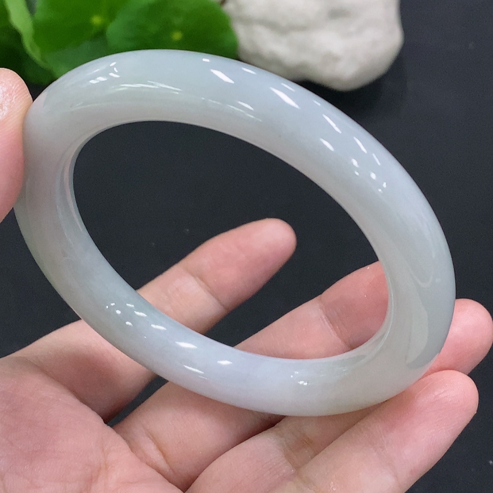 F33934148 Jadeite Round Bangle Size 57.9 Total Weight Approx.60.1g