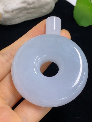 F46564136 翡翠平安扣挂件/配珠 一手走 货品总重约69.64克