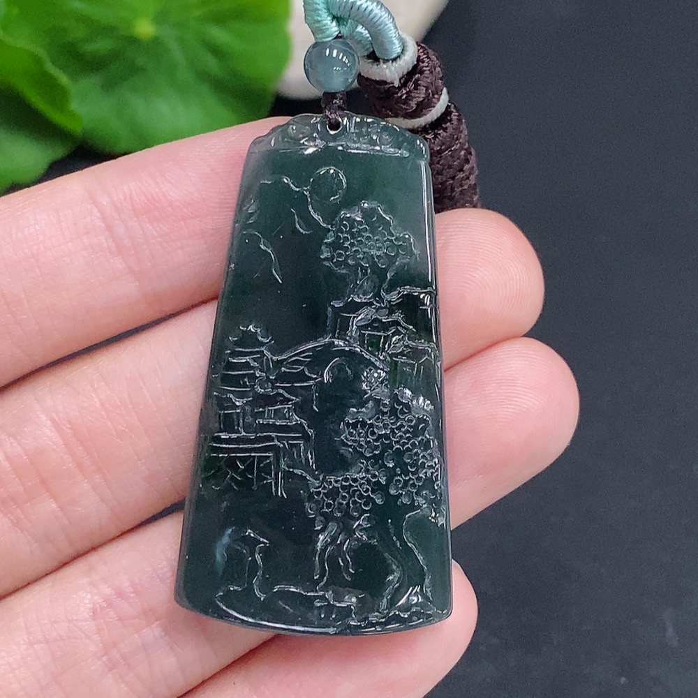 F31624254 Jadeitelandscape pendant