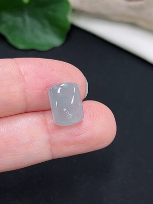 F41942490 翡翠戒面 货品总重约1.05g