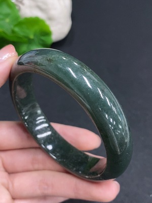 F35077974 Jadeite Round Bangle Total Weight Approx. 71.6g Size 62