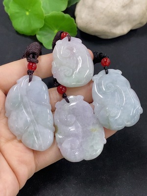 F46484008 翡翠叶子/如意挂件 货品总重约60.4g