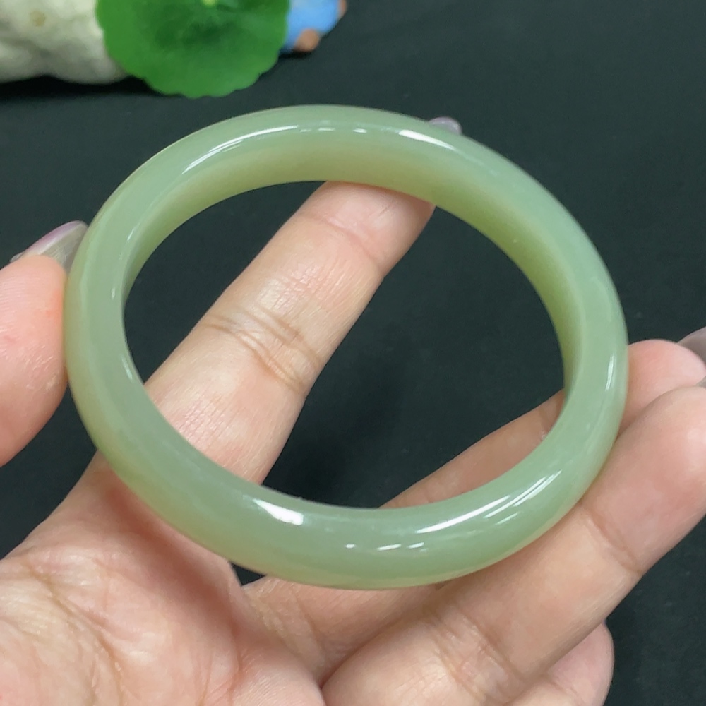 H33939600 Hetian Jade Round Bracelet Size 60.3 Total Weight Approx. 49.7g
