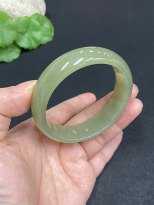 H34036704 Hetian Jade Round Bracelet Size 52.4 Total Weight Approx. 41.8g