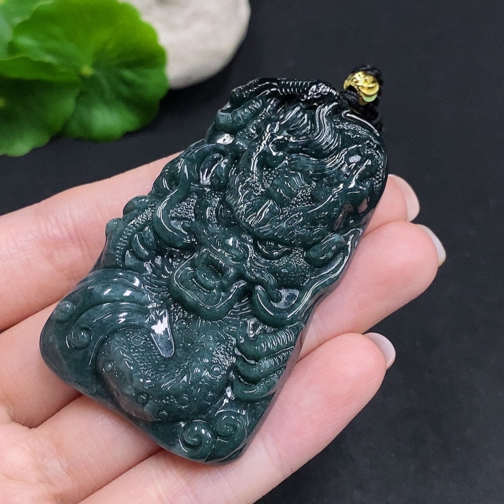 F34060635 Jadeite Dragon Soaring Across the Seas Pendant