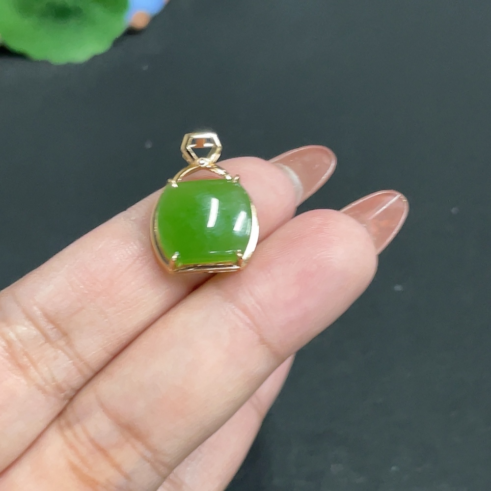 H34010558 Hetian Jade Inlaid Pendant, Plain Pendant, 18k, Total Weight Approx. 2.1g