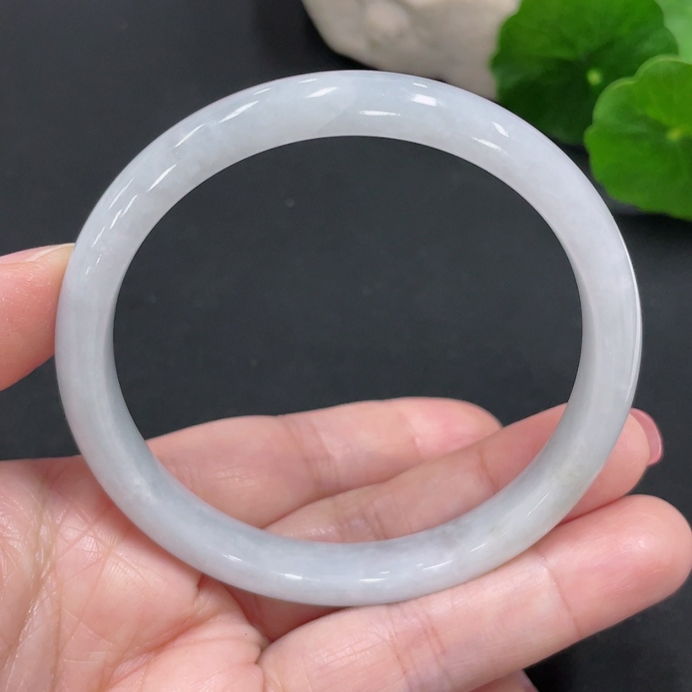 F25904847 Jadeite Round Bracelet, 59.4 Inner Diameter, Total Weight Approx. 35.4g