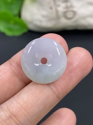 F42952789 翡翠平安扣挂件 货品总重约3.35g