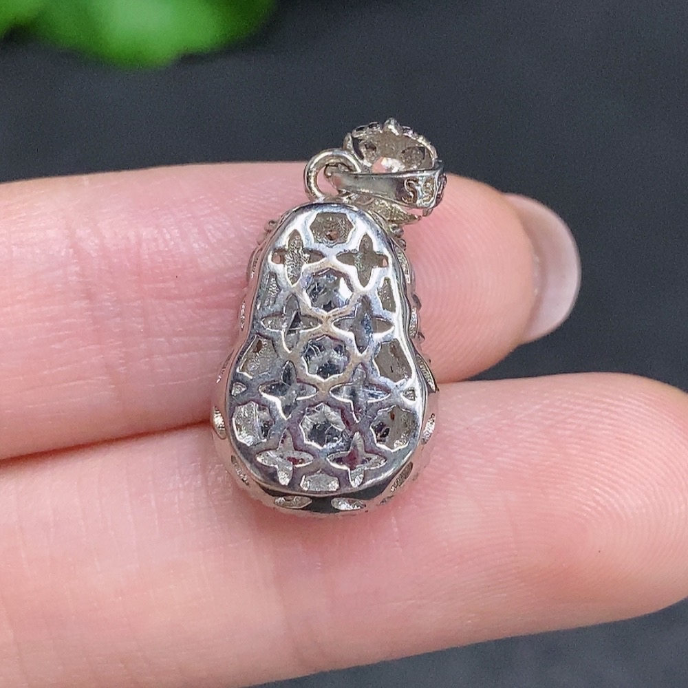 F34022452 Jadeite Gourd Inlaid Pendant Non-Gold Inlaid Total Weight Approx. 2.4g