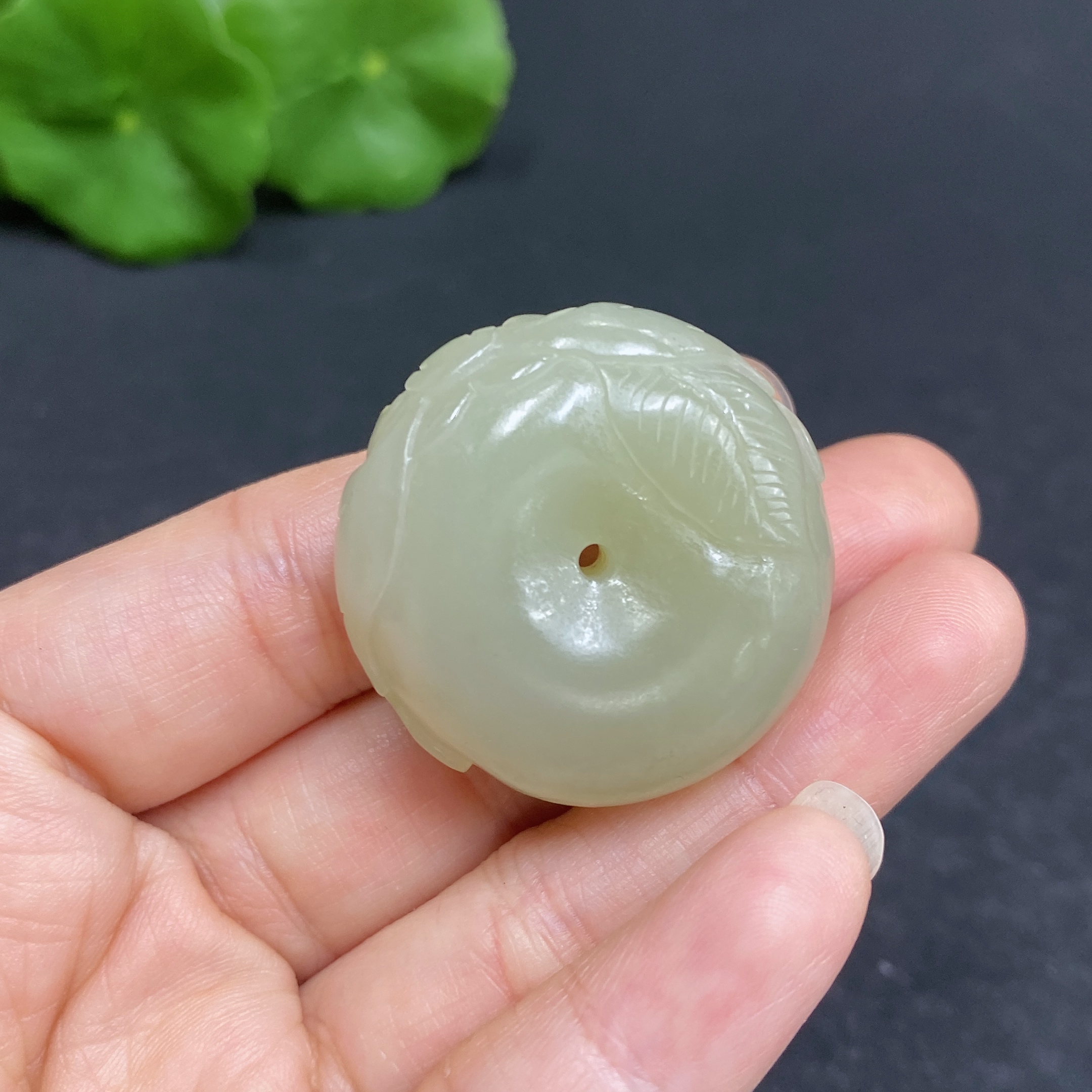 H32794986 Hetian Jade Pendant Carved Flower Button Total Weight Approx. 25.8g