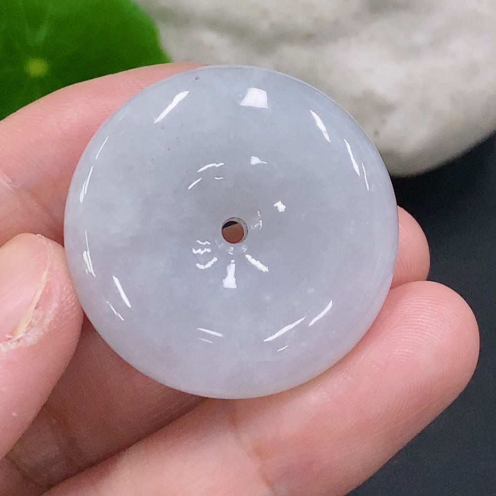 F33883159 Jadeite Peace Knot Pendant, Total Weight Approx. 19.19g