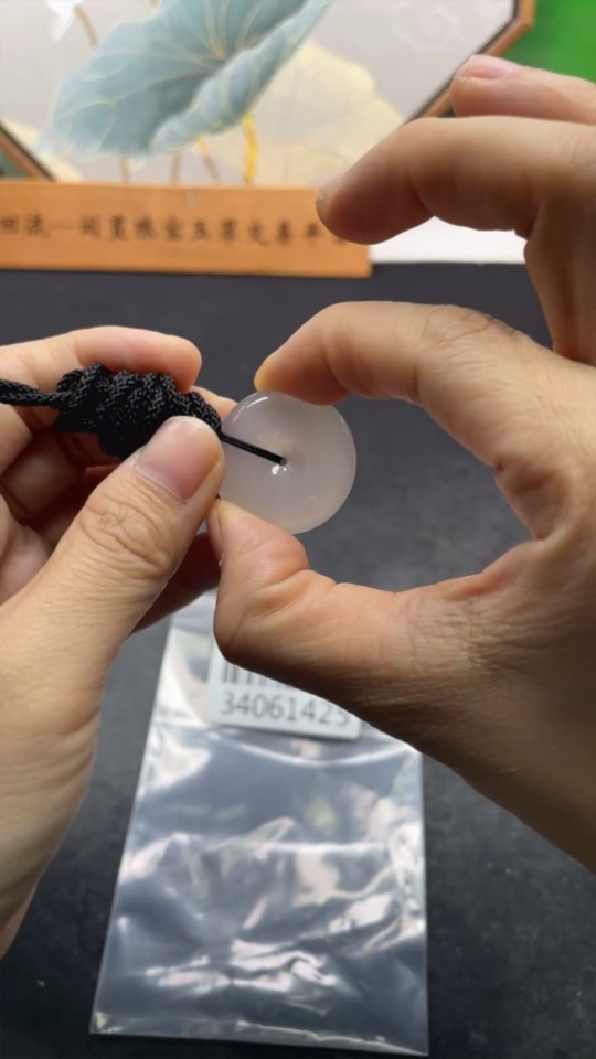 F34061425 Jadeite Peace Knot Total Weight Approximately 10.2g (Including Rope Weight)