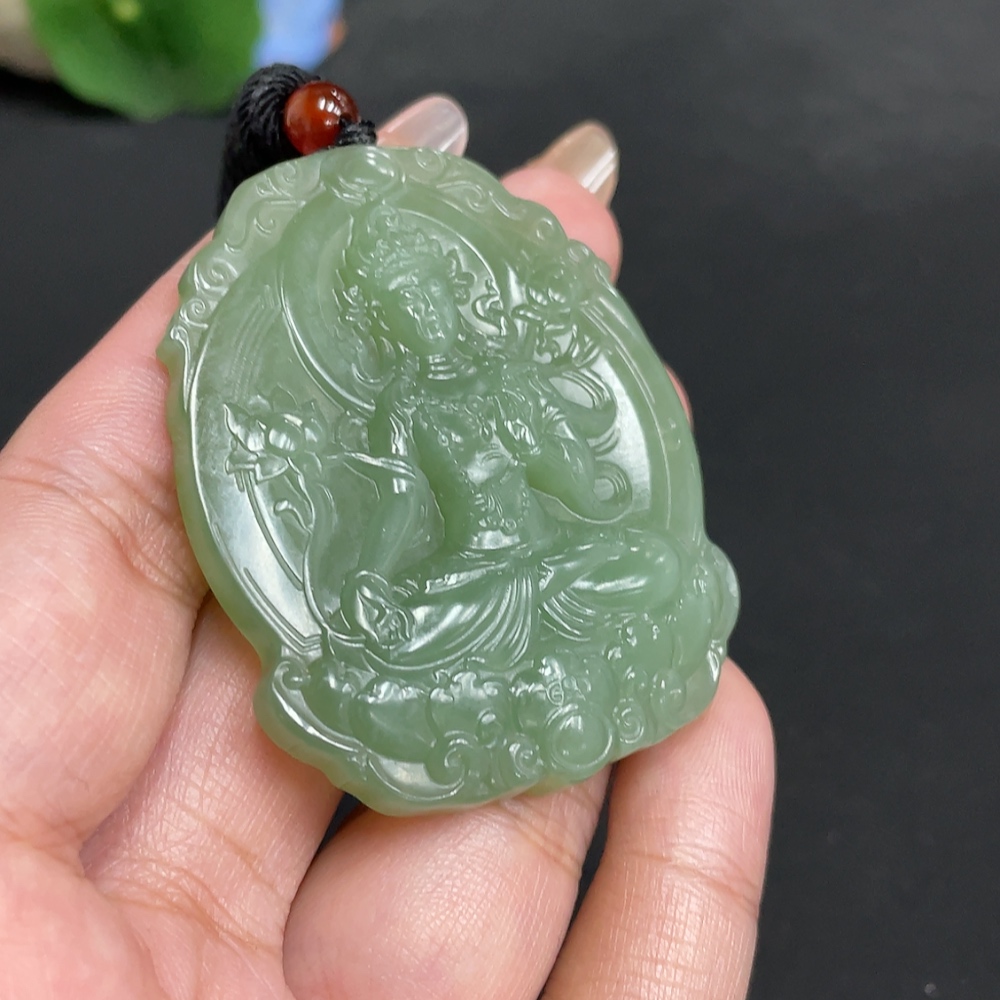 H32736601 Hetian Jade Pendant Guanyin Total Weight (including rope) 34.9g