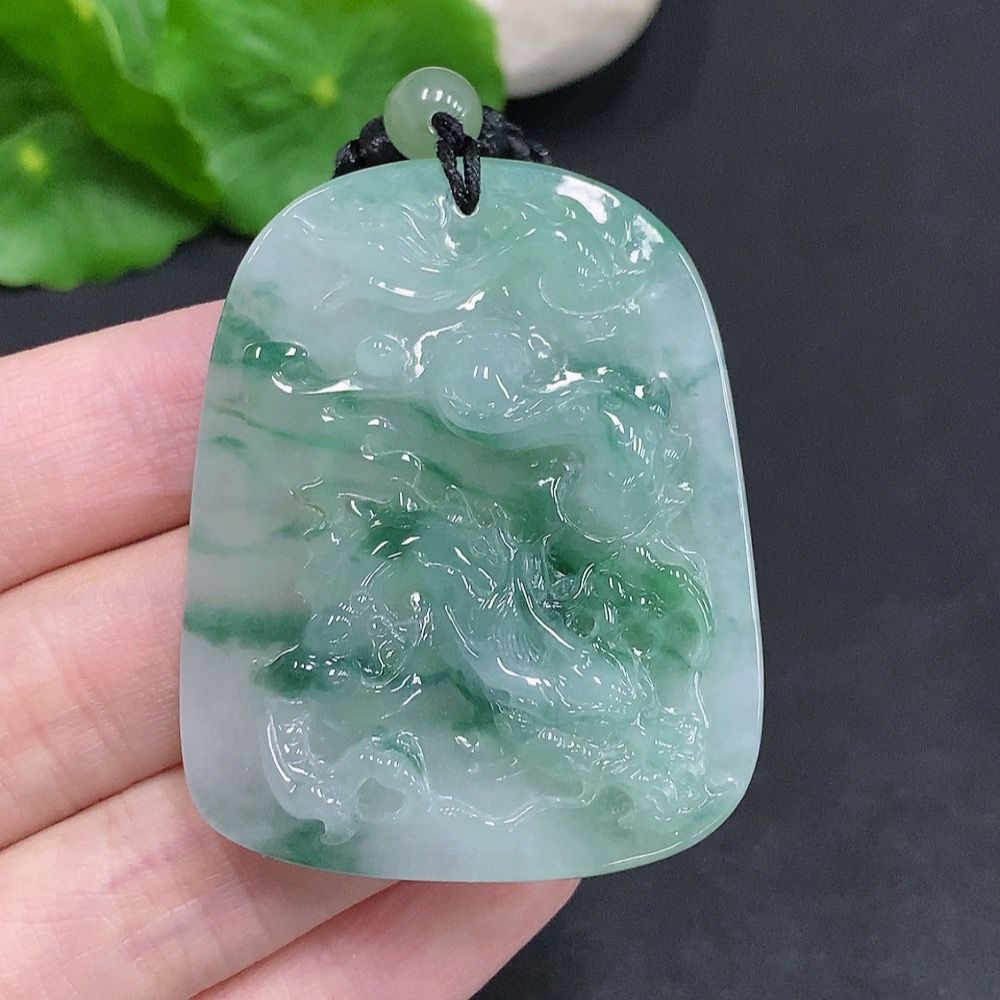 F34003211 Jadeite Soaring Dragon Pendant with a total product weight of approximately 31.4g (including rope weight)