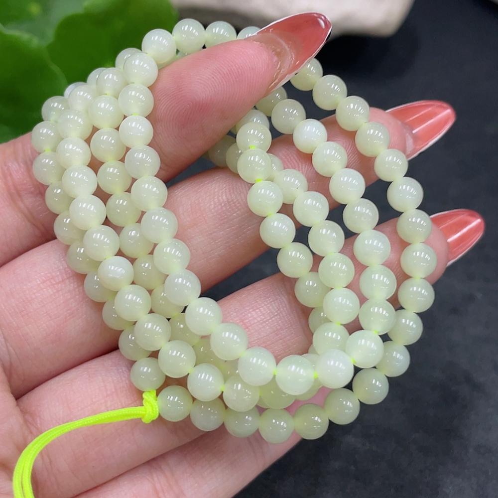 H34016224 Hetian Jade Bead Necklace Approx. 4.8mm Total Weight Approx. 22.5g
