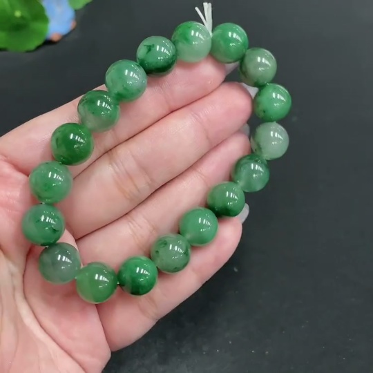 H33847479 African Emerald (Dulong Jade)