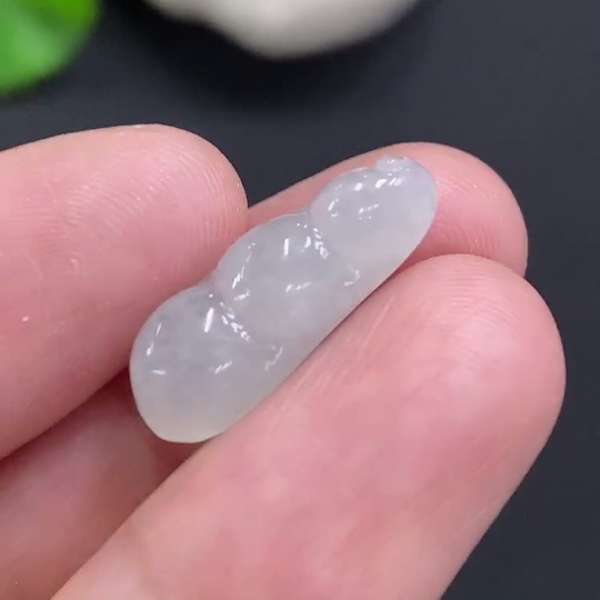 F27105253 Jadeite Lucky Bean Inlay Piece, Total Weight Approx. 1.5g