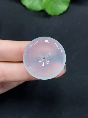 F28280351 Jadeite Peace Knot Pendant Total Weight Approx. 9.11g