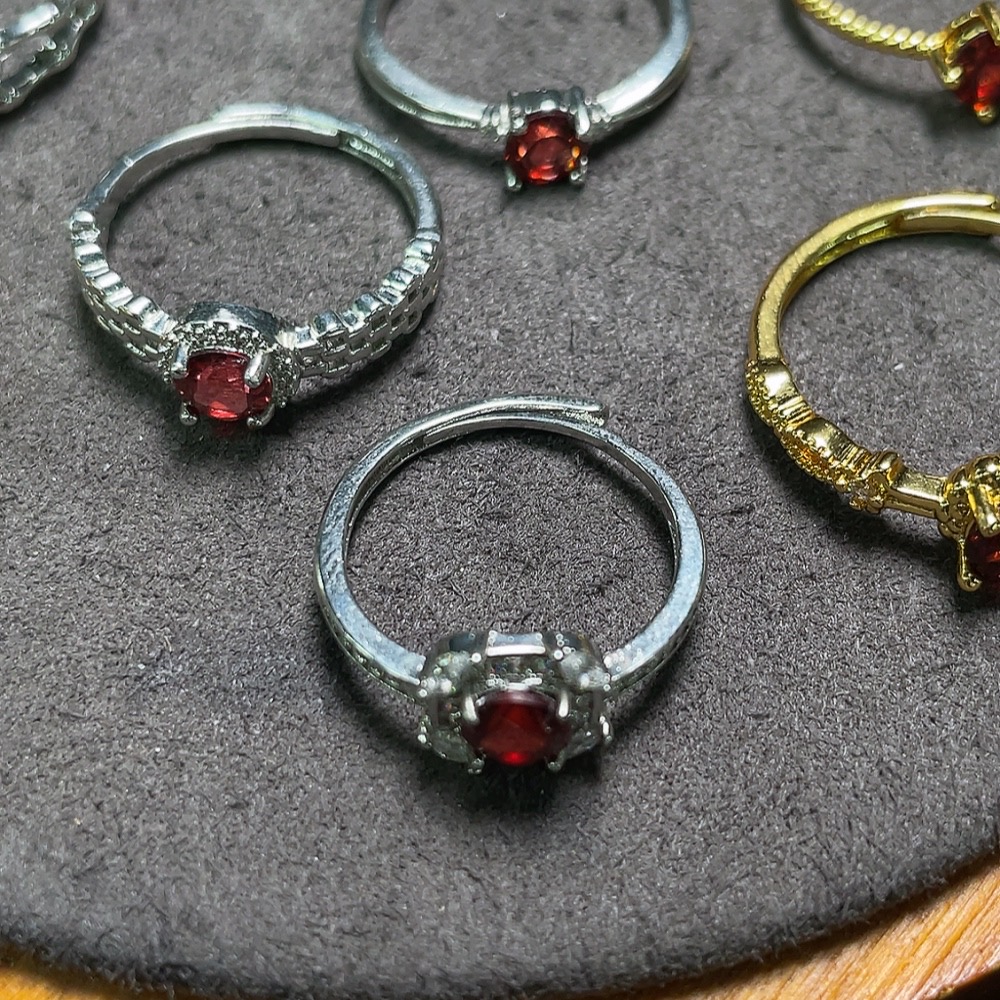 C34994713 Garnet Ring Non-Gold Adjustable Total Weight Approx. 16.2g Sell as a Lot