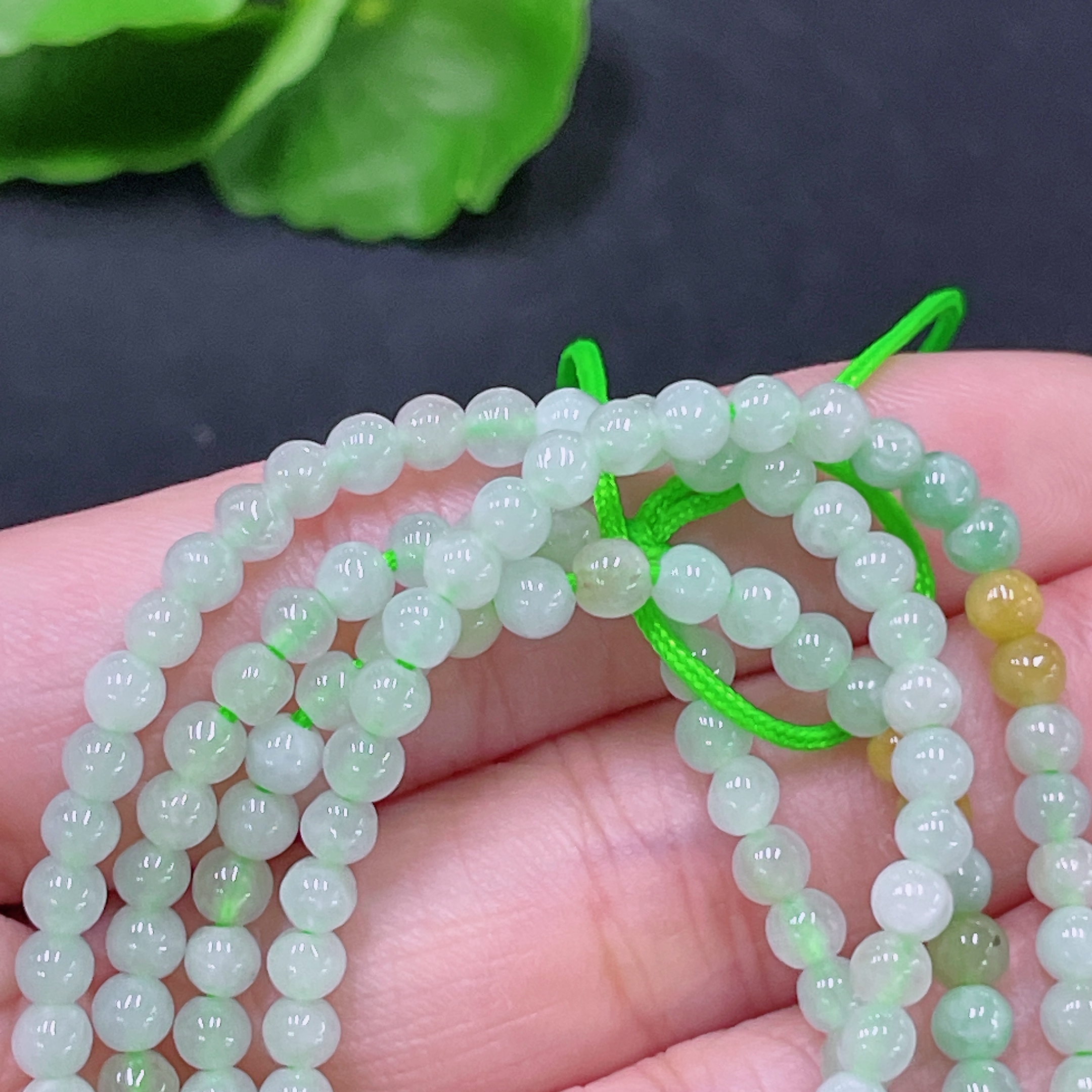 F33919995 Jadeite Beaded Necklace Approx. 3.9mm Total Weight Approx. 15.39g Yellow Beads Non-Grade A