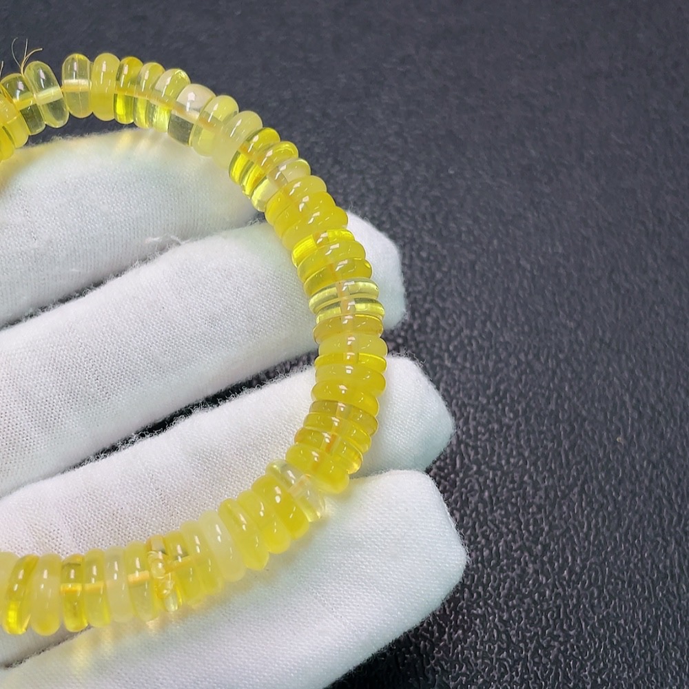 C34007040 Amber Beeswax Bracelet Total Weight Approx.8.75g Size 7.9mm