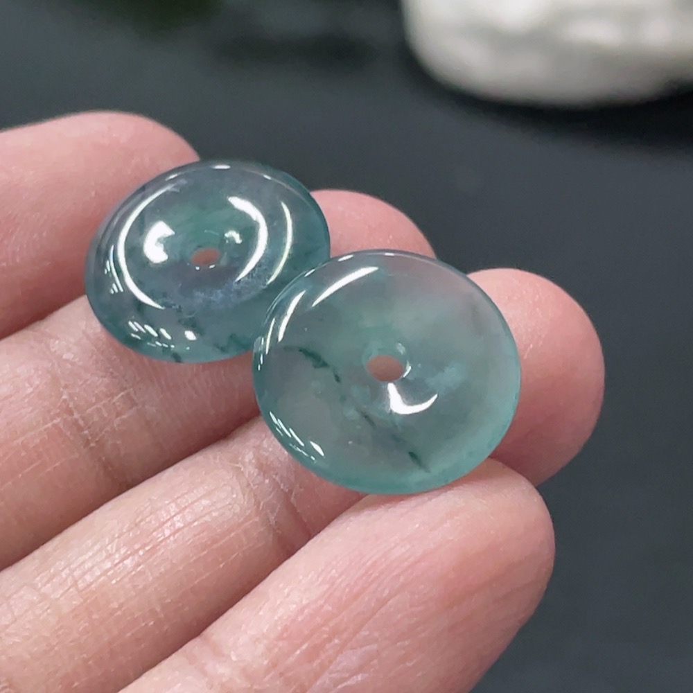 F33945883 Jadeite Pendant Sell as a Lot