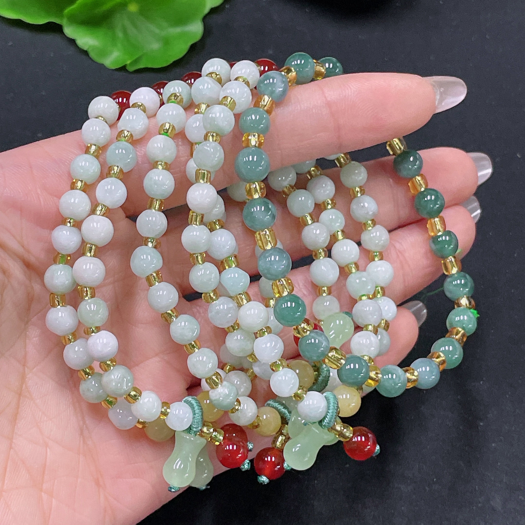 F35105398 Jadeite Bracelet with Non-A Grade Beads Sell as a Lot