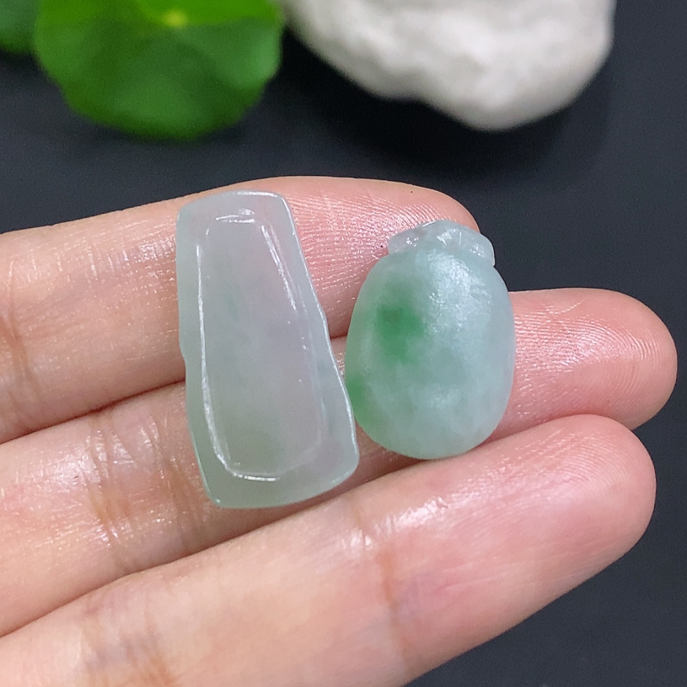 F26006149 Jadeite Pendants Sell as a Lot (Including Rough Pieces)