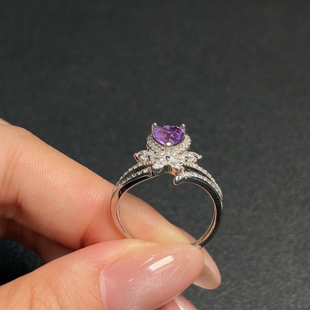 C31679982 Crystal Ring Adjustable Non-Gold Total Weight Approx. 2.69g