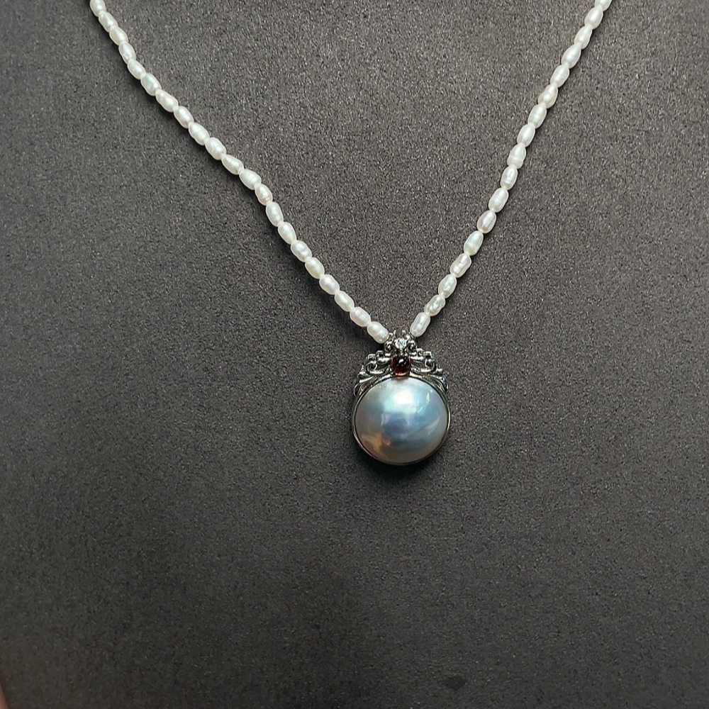 C34992500 Combined Seawater Pearl Pendant with Pearl Necklace Non-Gold Total Product Weight Approximately 7.16g Size 2-13.7mm