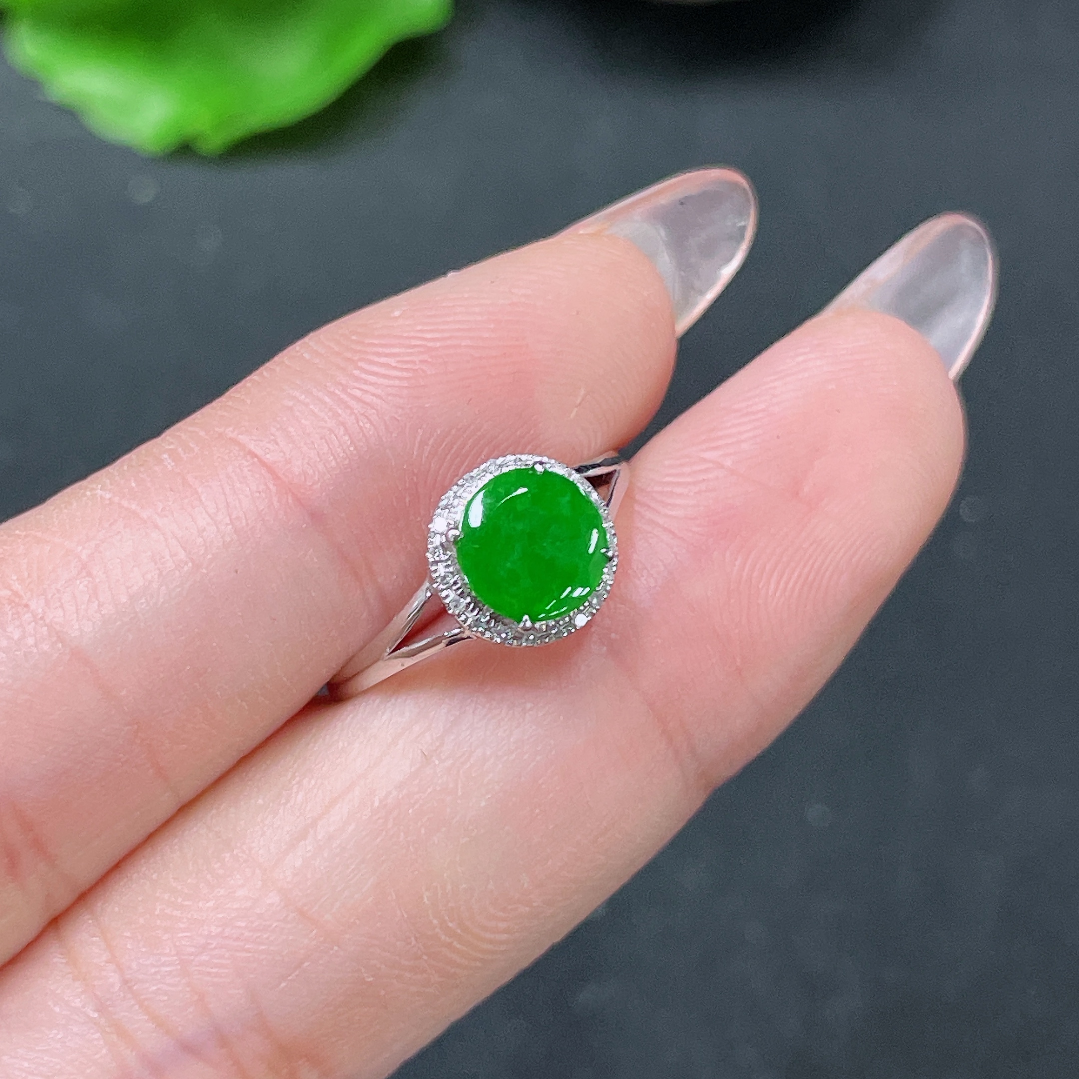 F34021393 Jadeite Ring with 18k Gold and Diamond Accents, Size 9, Total Weight Approx. 1.22g