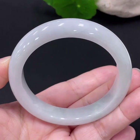 F30453214 Jadeite Round Bangle Size 55 Total Weight Approx. 52.5g