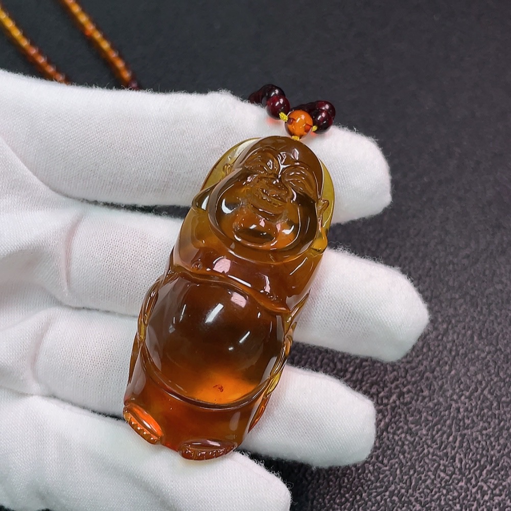 C34006693 Amber Beeswax Pendant Total Weight Approx. 24.52g with Chain