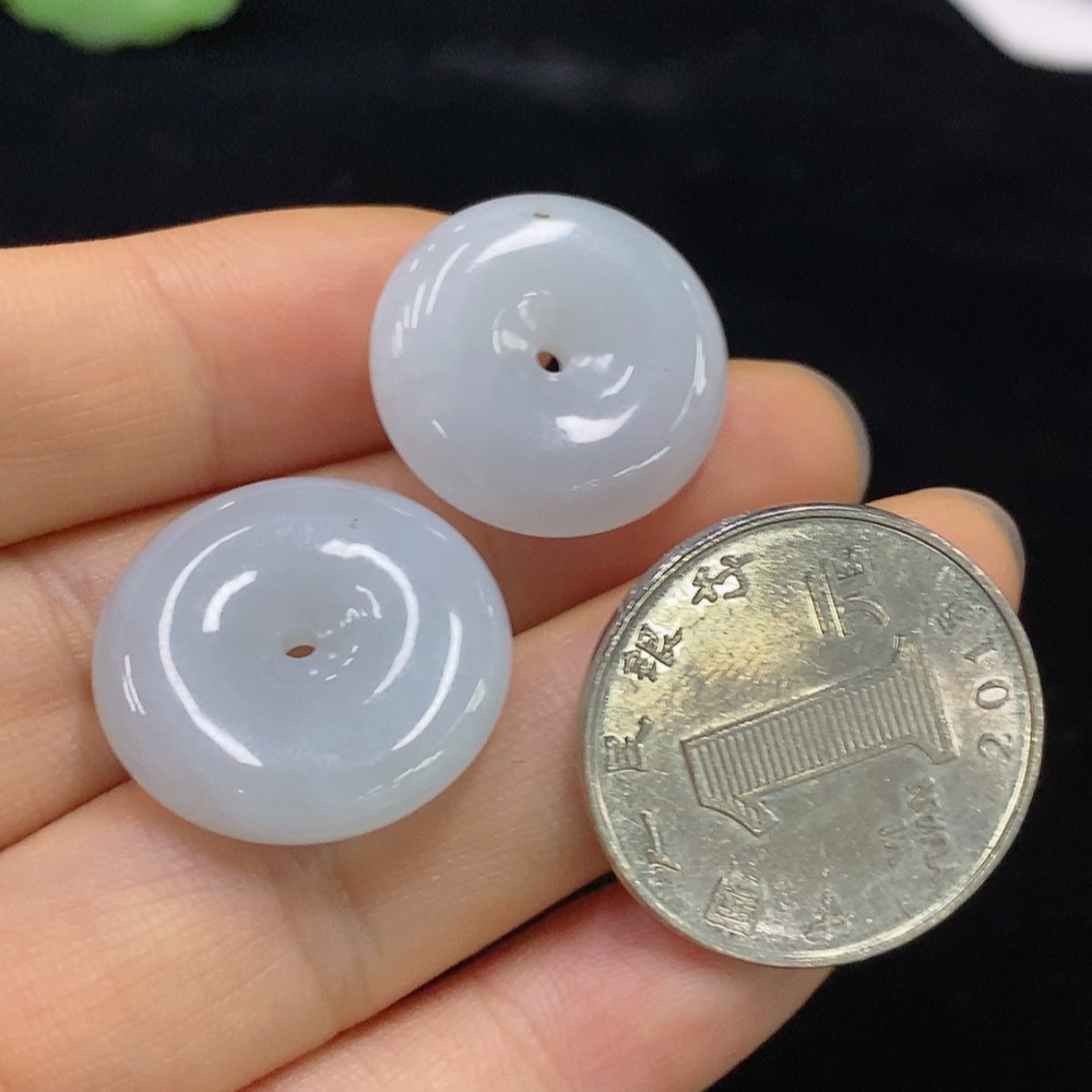 F31652359 Emerald Pendants Bulk Sale