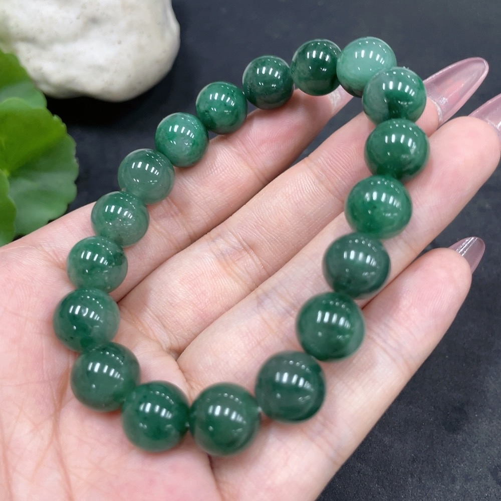 H33842087 African Emerald (Dulong Jade)