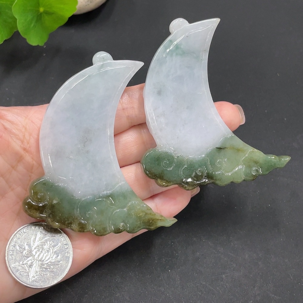 F20305867 Jadeite Pendant Sell as a Lot