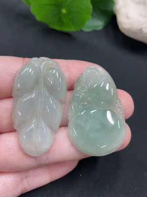 F29361858 Emerald Pendants Bulk Sale